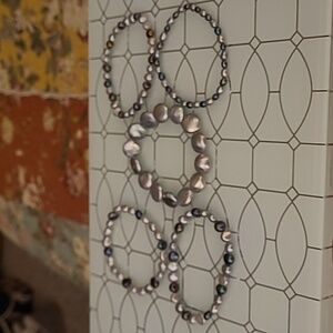 Wristful of pearls - bracelet set